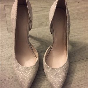 Vince Camuto Heels